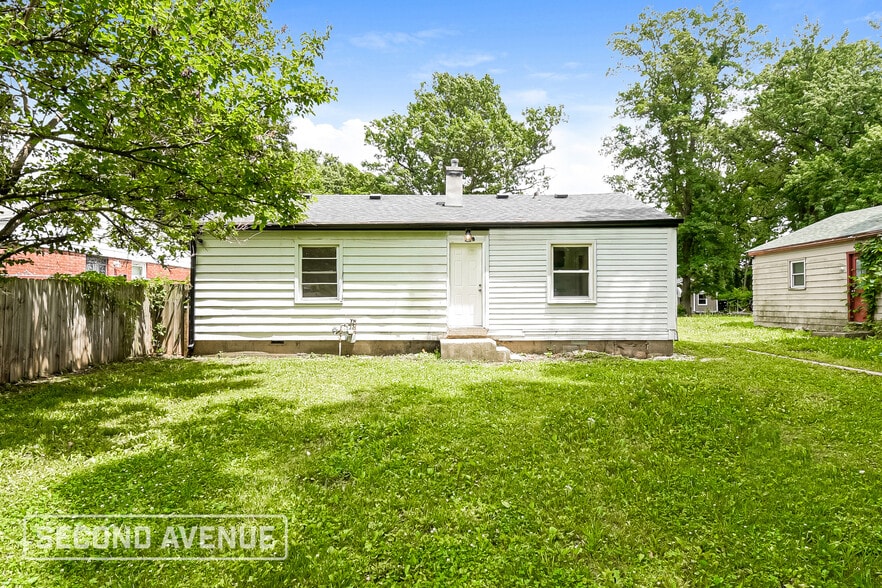 Building Photo - 3636 N Whittier Pl