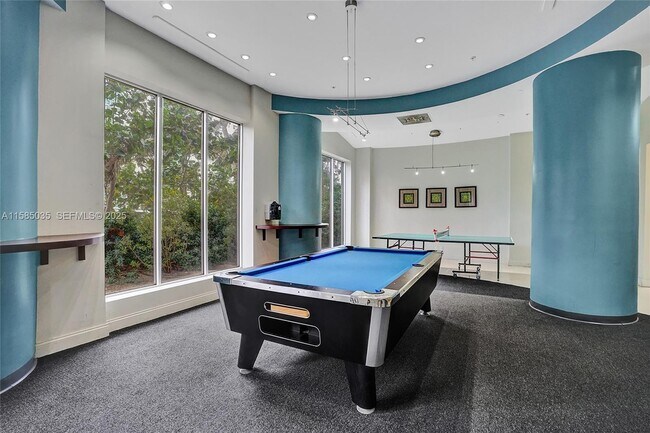 Building Photo - 4001S S Ocean Dr