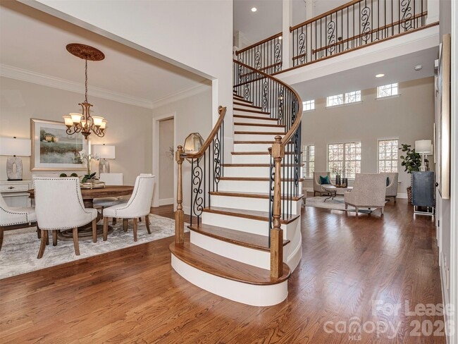 Building Photo - 1825 Mill Chase Ln