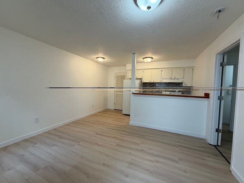 Main room - 1015 7th St