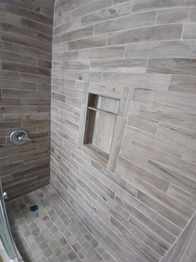 Building Photo - 13151 Walden Rd