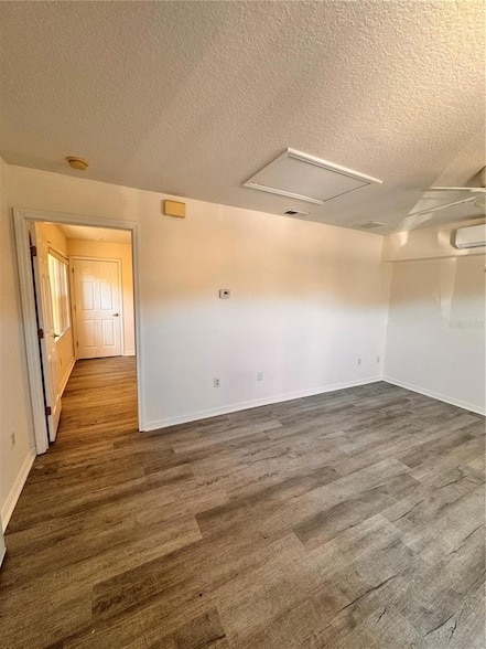 Building Photo - 421 Australian Way