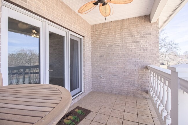 Building Photo - 115 Mt Carmel Rd