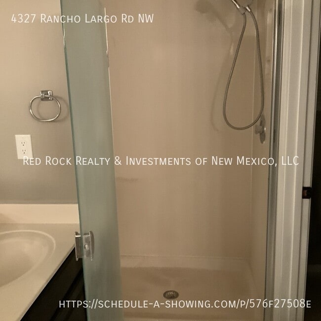 Building Photo - 4327 Rancho Largo Rd NW