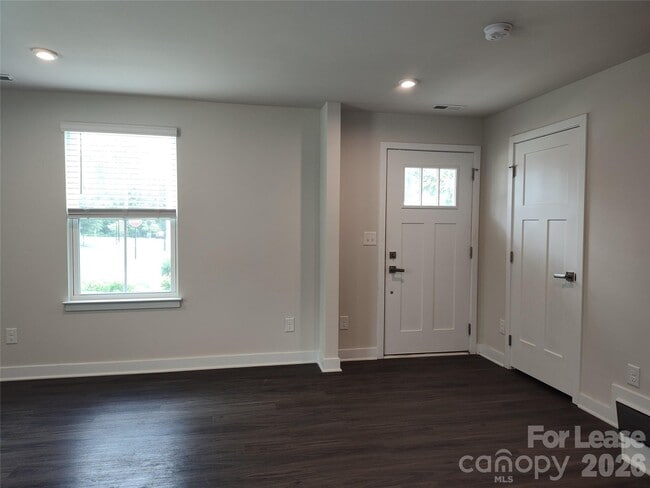 Building Photo - 1105 Newell Towns Ln