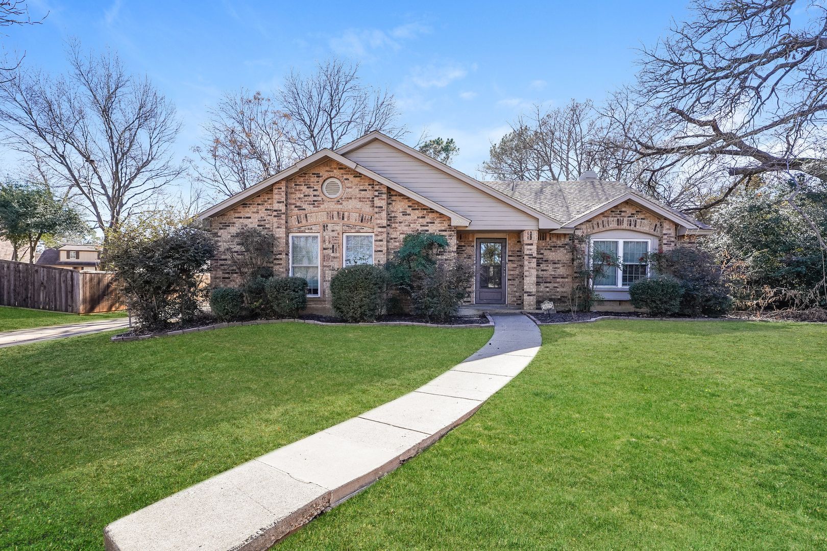 Building Photo - 3029 Yorkshire Ct