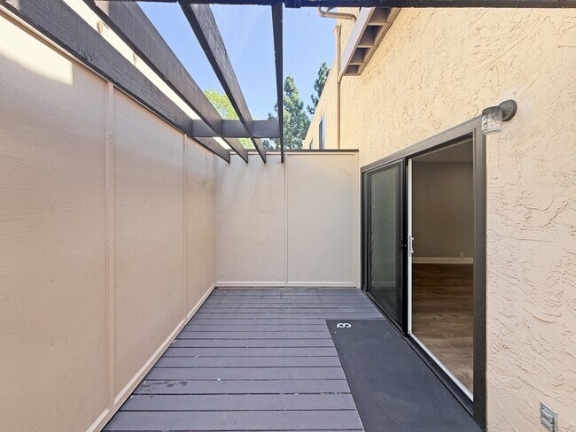Building Photo - 8443 Via Mallorca