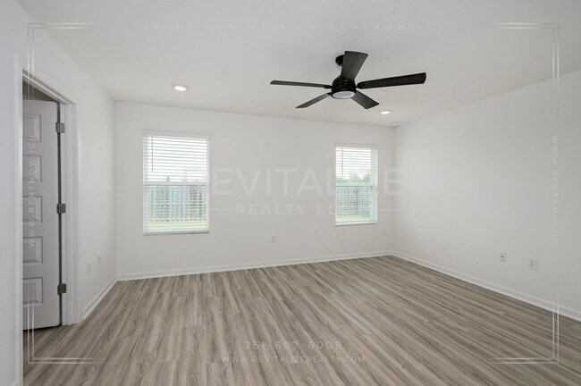 Building Photo - 1097 Hayward Lp