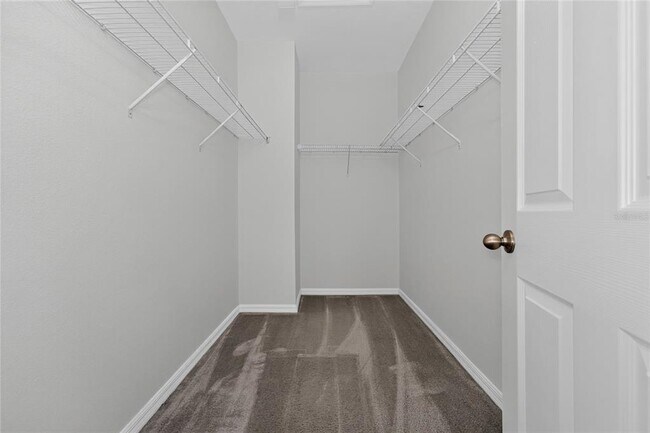 Building Photo - 2394 Britwell Pl
