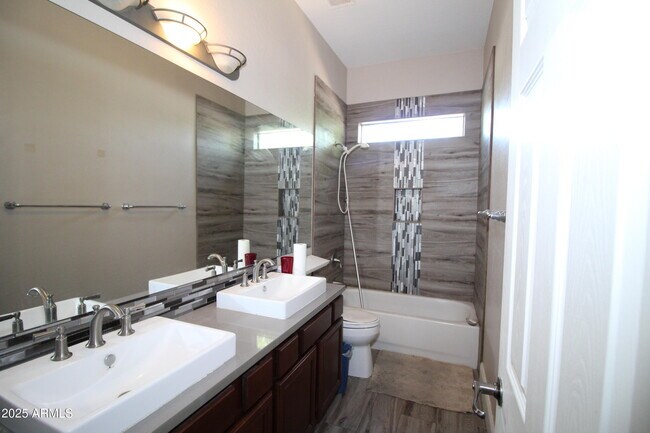 Building Photo - 3118 E Virgo Pl