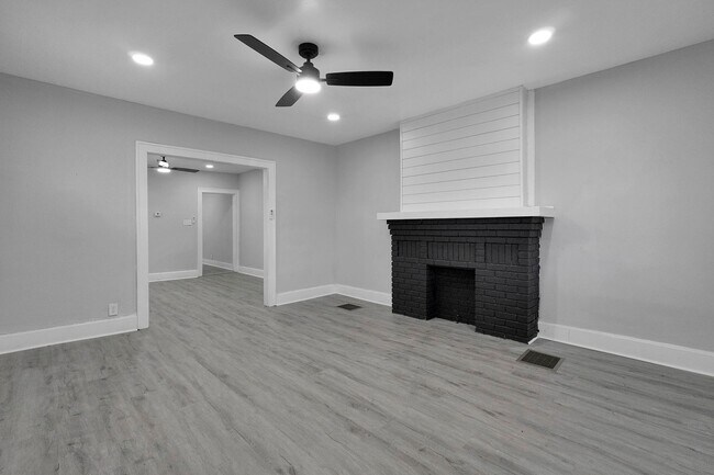 Building Photo - 1867-1869 Cleveland Ave