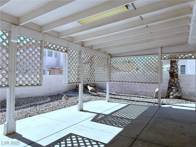 Building Photo - 9821 Cactus View Ave