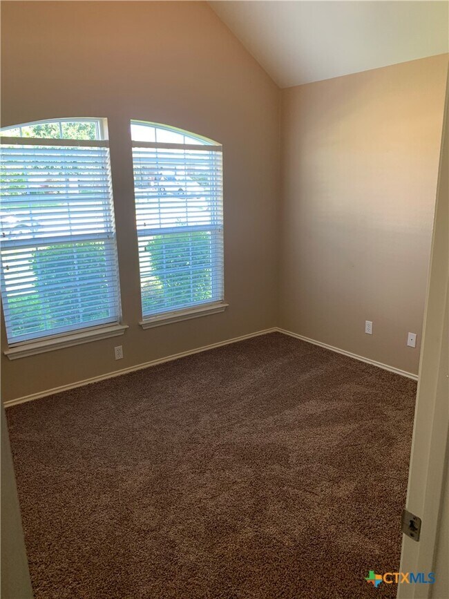 Building Photo - 1113 Branchwood Way