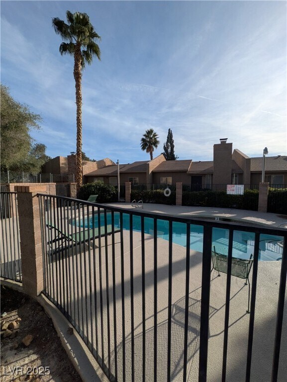 Building Photo - 4252 Rollingstone Dr