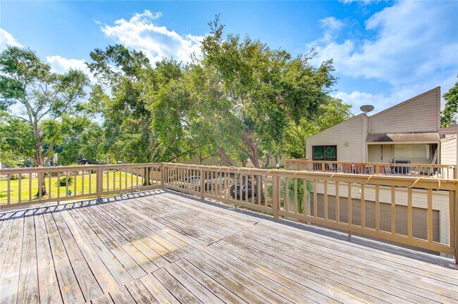 Building Photo - 1602 Prairie Grove Dr