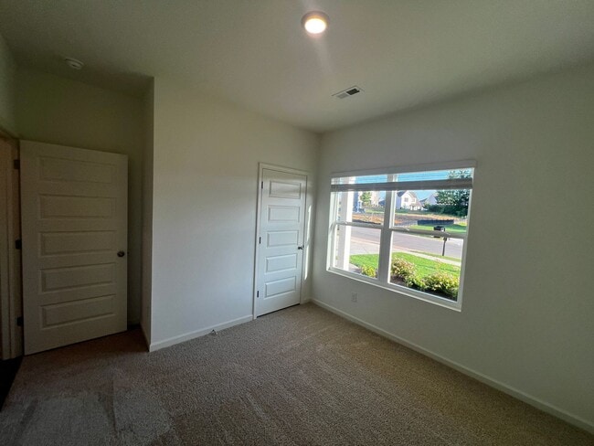 Building Photo - 4BR One-Level Home in Rosser Farms – Open Floor Plan + Prime Location!