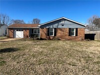 Building Photo - 5448 Stonehaven Dr