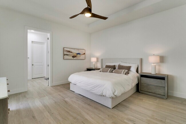 Building Photo - 5029 Grandiflora Rd
