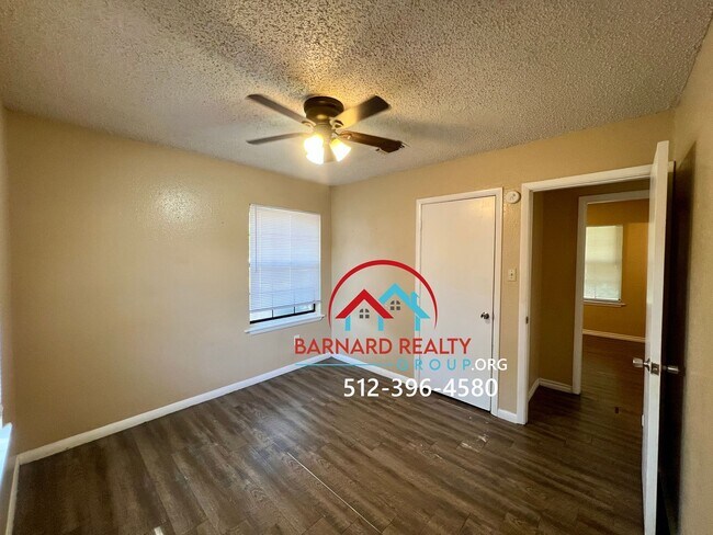 Building Photo - 110 Whitetail Dr