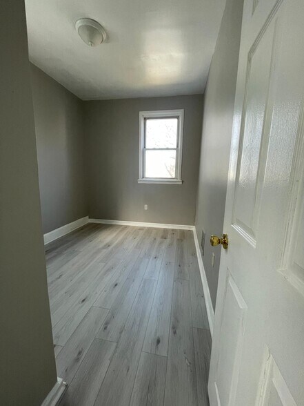 Building Photo - 344 Virginia Ave