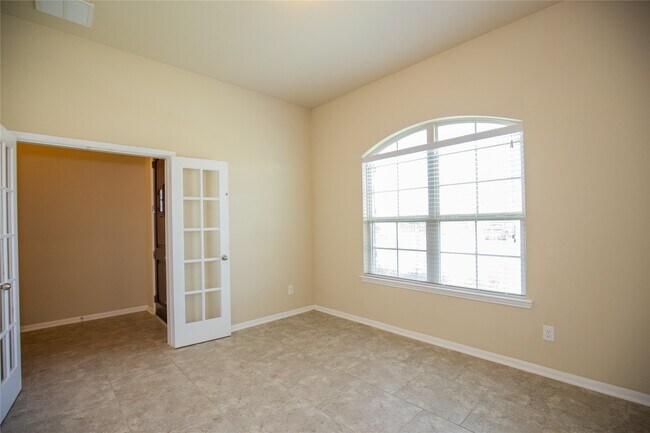Building Photo - 311 Lockridge Hill Ln