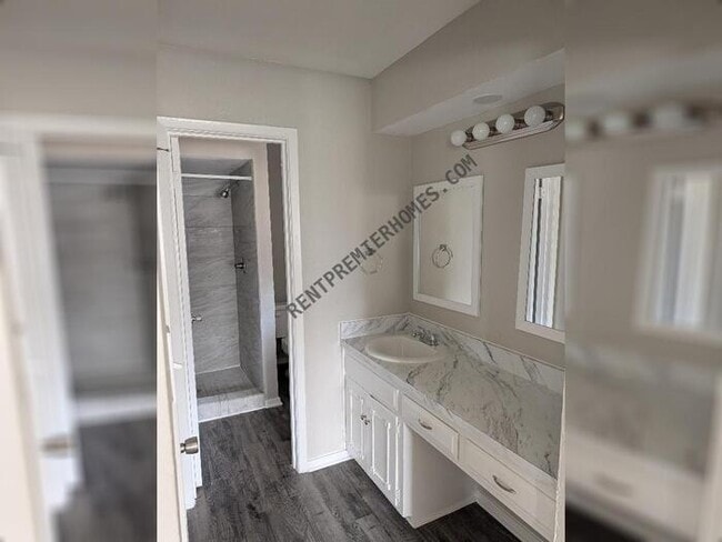 Building Photo - 2009 Ming Dr