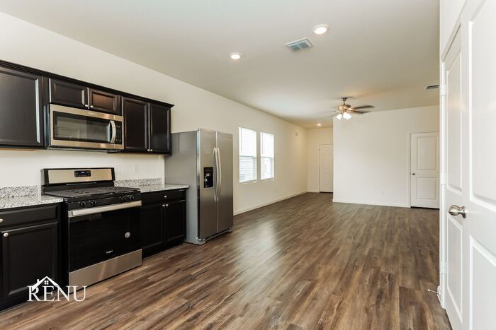 Building Photo - 5010 Firefly Hls