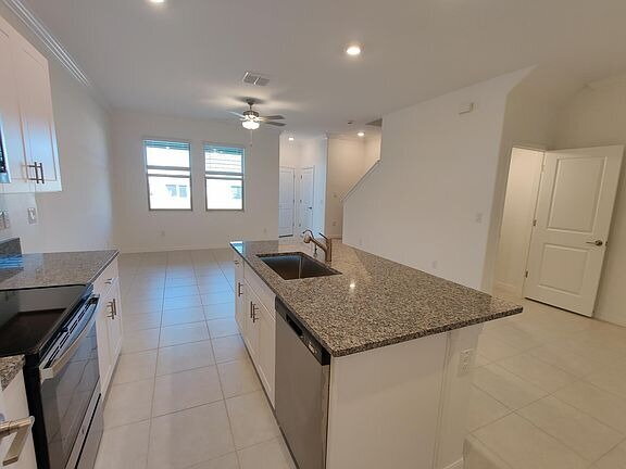 Building Photo - 31873 Blue Passing Loop