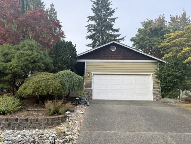 Building Photo - 17614 28th Ave SE