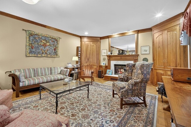 Building Photo - 92 Brook Hollow Dr