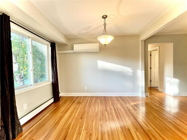 Building Photo - 5559 Turtle Lake Rd