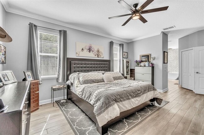 Building Photo - 9957 Oak Quarry Dr