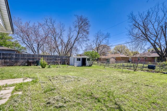 Building Photo - 904 21st St