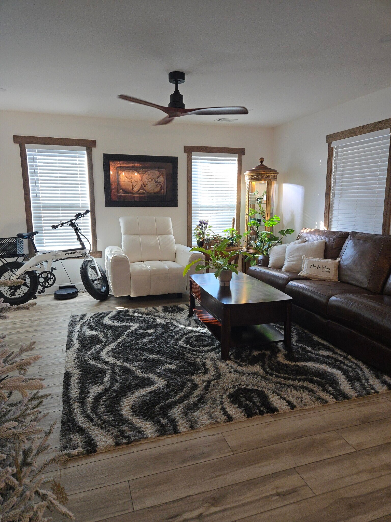 Building Photo - 4757 Wood St