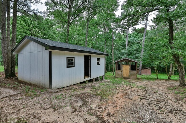 Building Photo - 12028 Cedar Ln