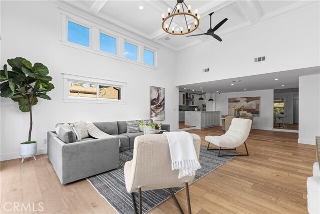 Building Photo - 12947 La Maida St