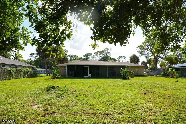 Building Photo - 114 Greenwood Ave