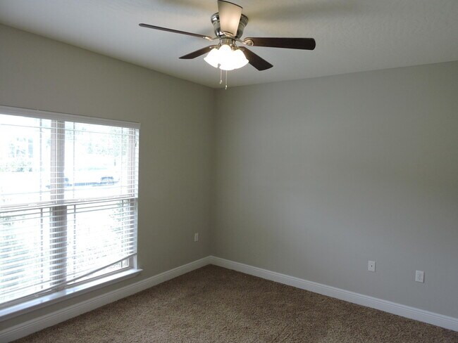 Building Photo - 4587 Ashton Cir