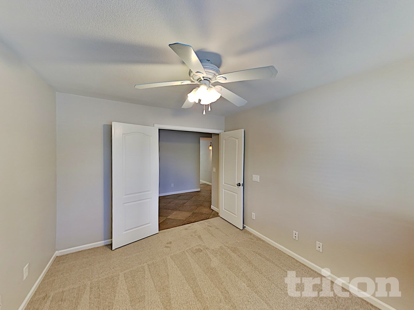 Building Photo - 396 W Corriente Ct