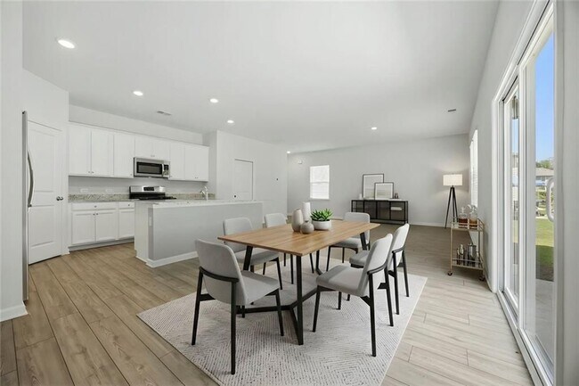 Building Photo - 111 Horned Owl Ave