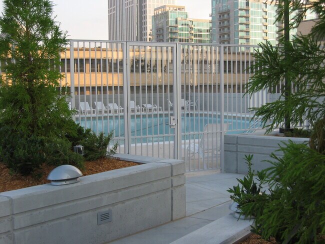 Building Photo - 860 Peachtree St NE