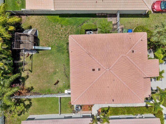 Building Photo - 15760 NW 16th Ct