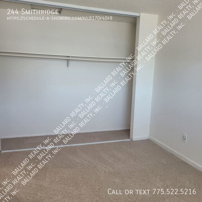 Building Photo - 244 Smithridge-