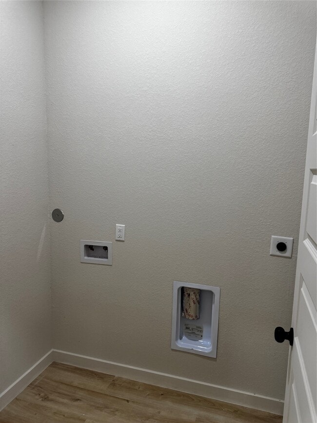 Building Photo - 9713 Cargill St