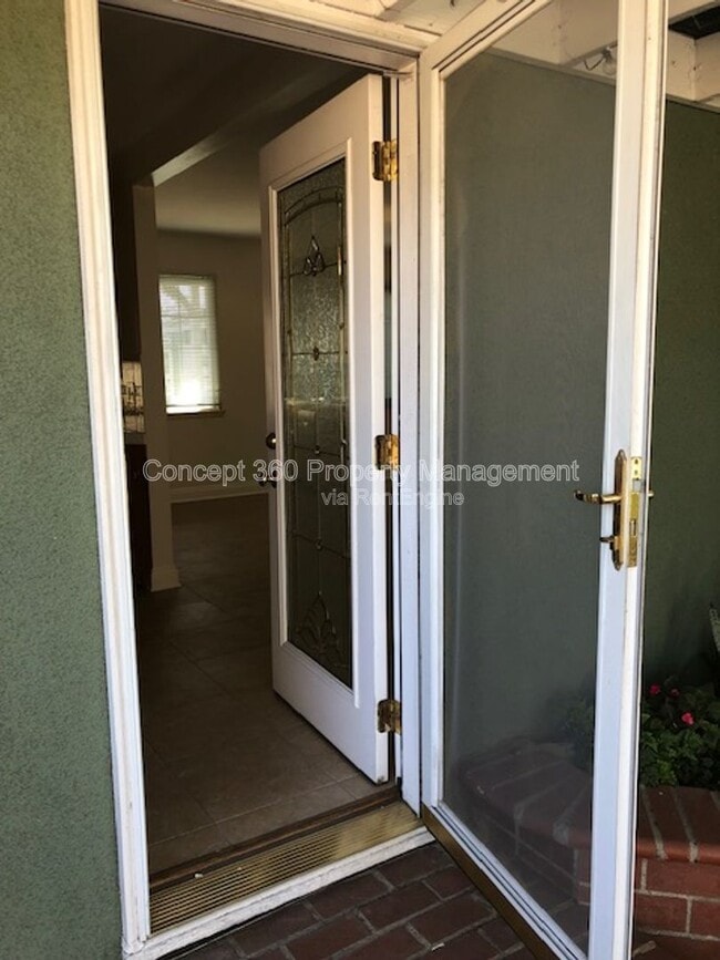 Building Photo - 20935 Conradi Ave