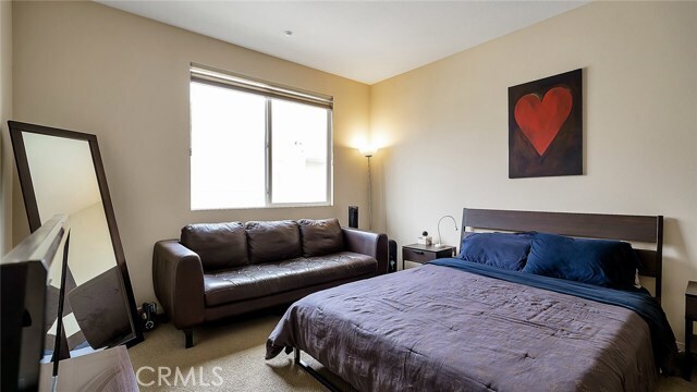 Building Photo - 13021 Central Ave