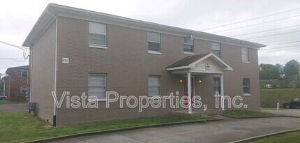 Building Photo - 4911 Saddlebrook Ln