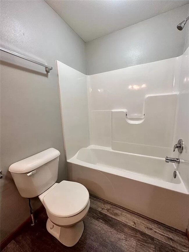 Building Photo - 525 S Jefferson Ave