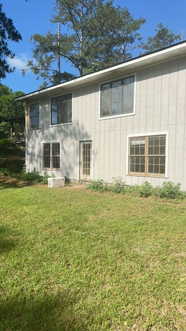 Building Photo - 1040 Fort Dale Rd