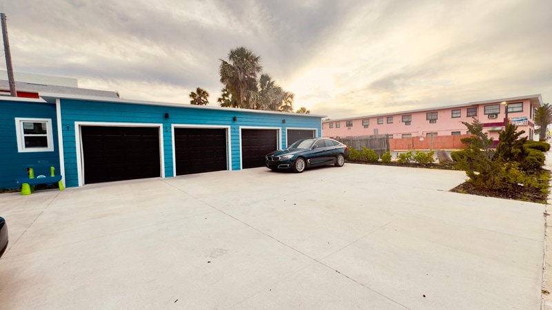 Building Photo - 617 Riverview Blvd